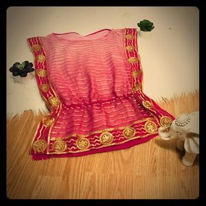 💥Sale💥 Trina Turk magenta & gold sequined top